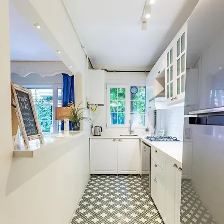 Διαμέρισμα Central And Dazzling Flat On Bar Street In Kadikoy Κωνσταντινούπολη