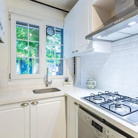 Διαμέρισμα Central And Dazzling Flat On Bar Street In Kadikoy *